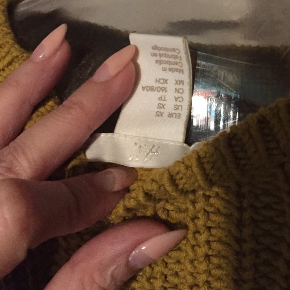 H&M knit sweater - Picture 5 of 5